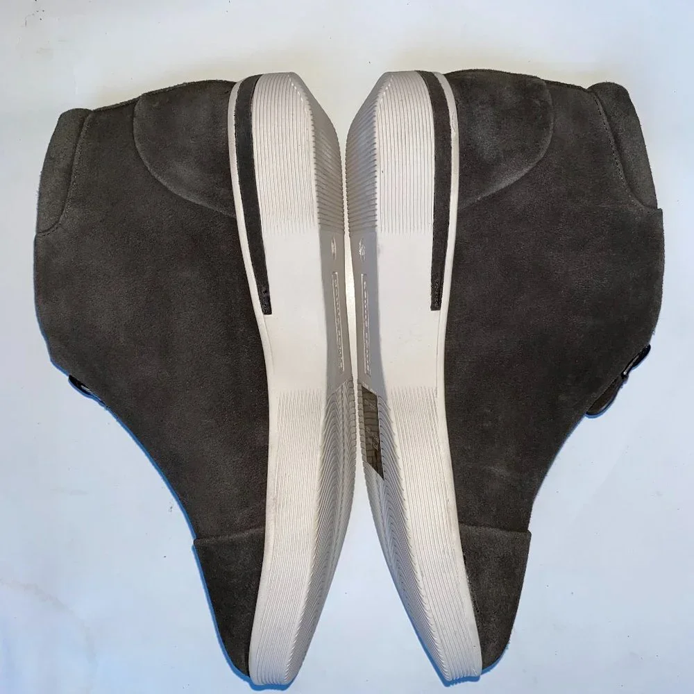 GENTLE SOULS by Kenneth Cole suede sneakers - Picture 7 of 9